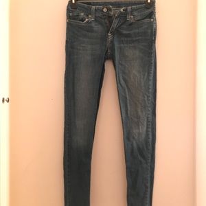 Dark blue Levi jeans